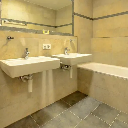 Alpin & Seeresort 10 - By Alpen *